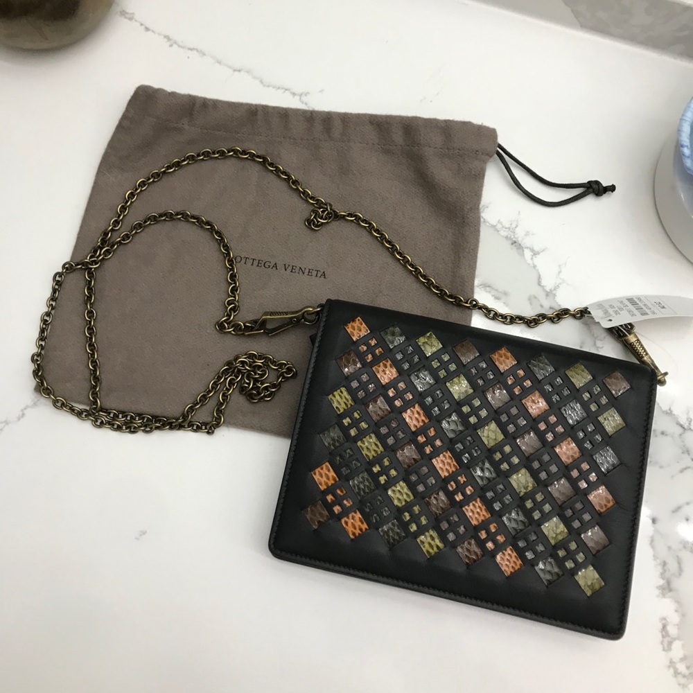 BOTTEGA VENETA Snakeskin intrecciato Crossbody - Picture 16 of 16
